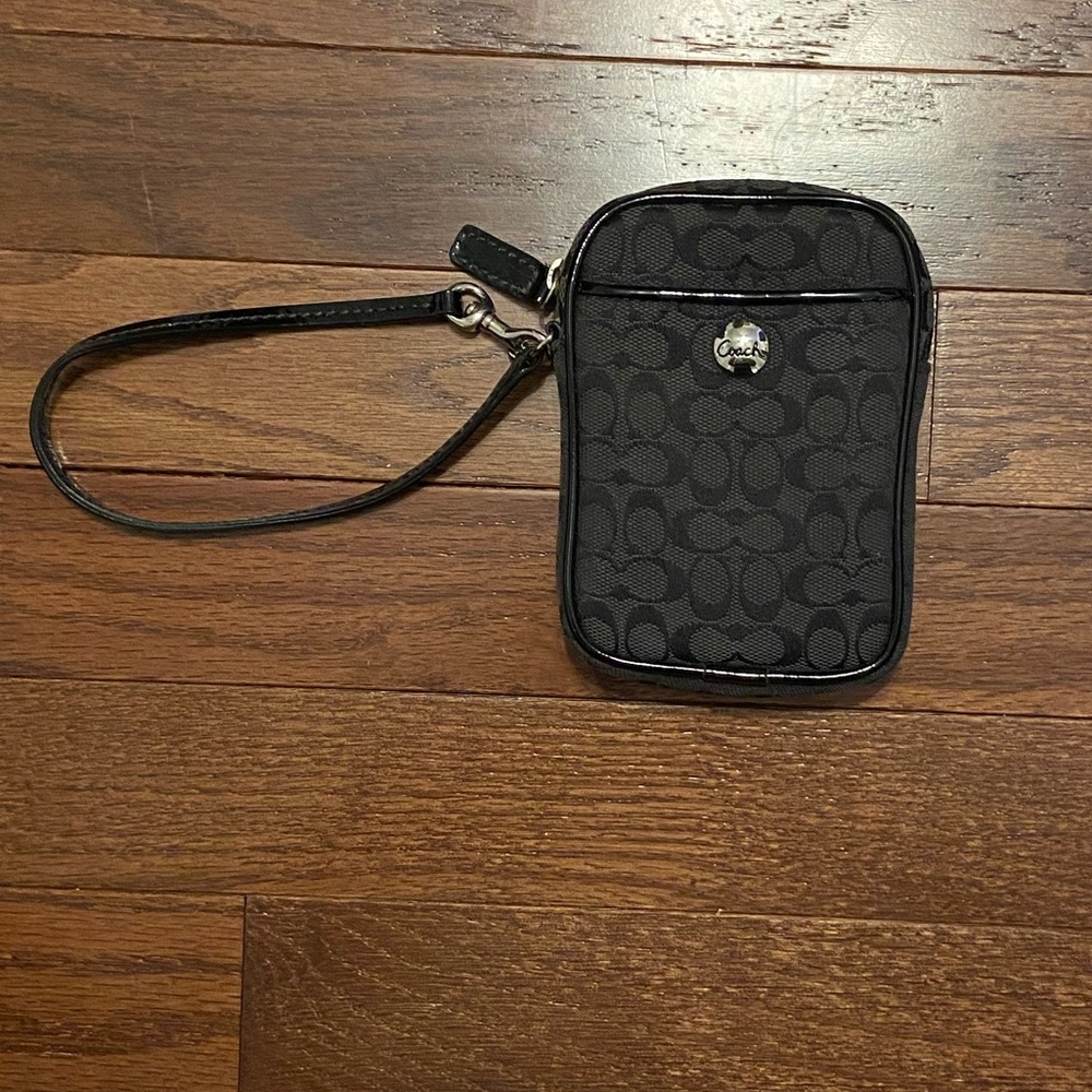 Coach Signature Multi Pouch